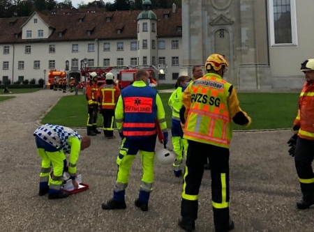 Grossaufgebot beim Kloster St.Gallen