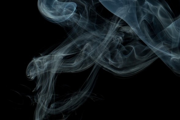 Symbolbild leichter Rauch