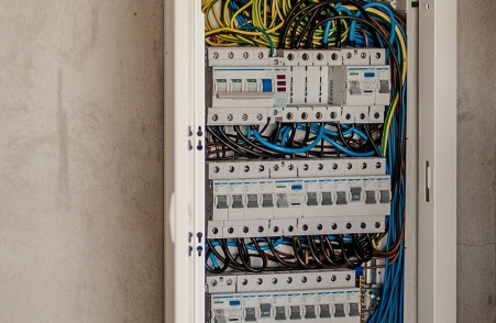 Symbolbild Schaltschütz